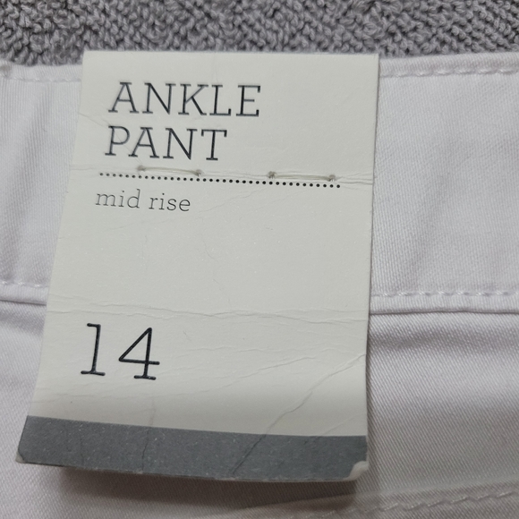 Style & Co White Ankle Pants Sz 14 NWT - Picture 7 of 8